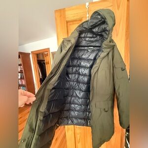 The North Face HyVent Down Army Green Parka Coat L
